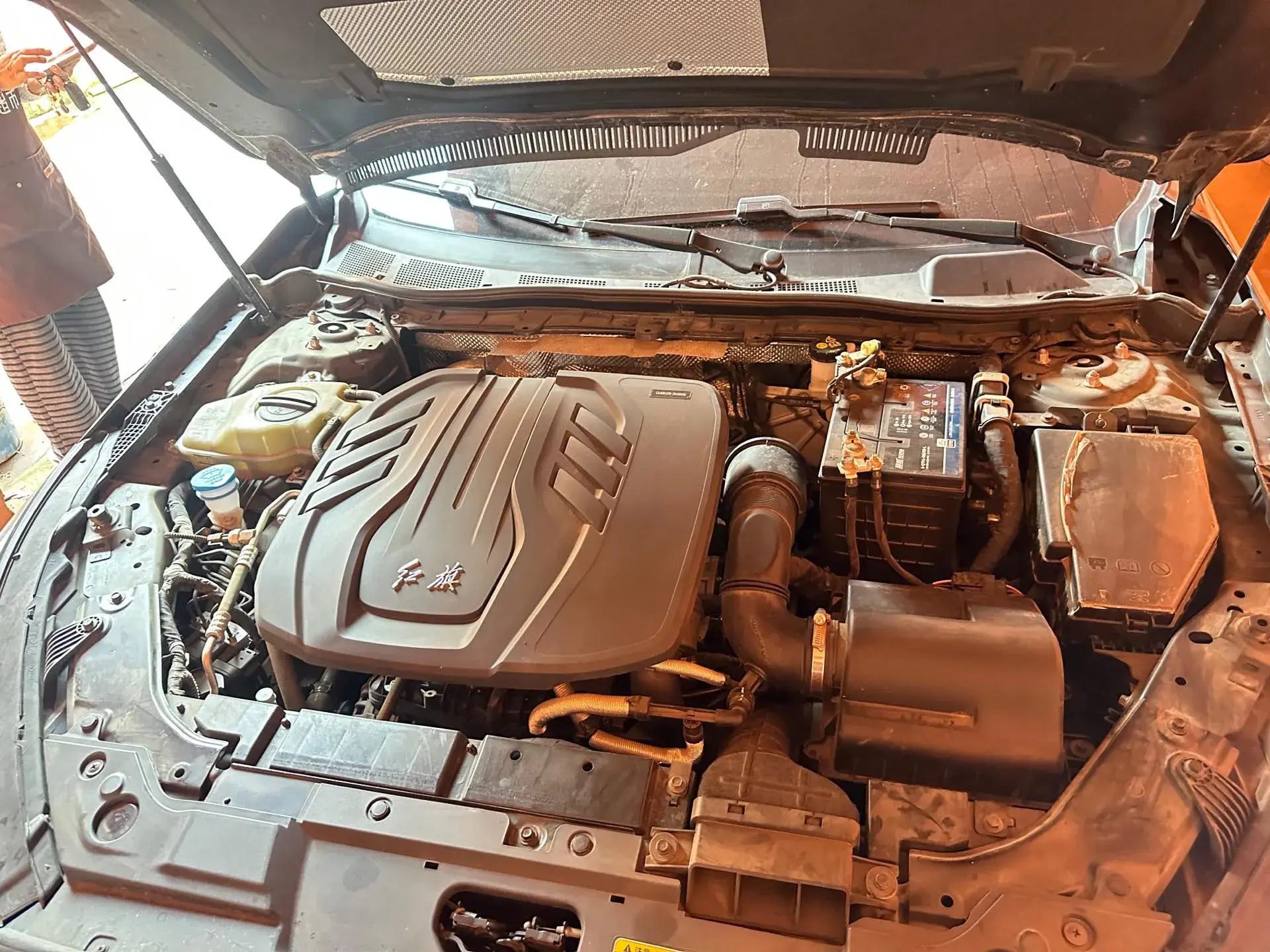 2022 HONGQI H5 thumbnail 2