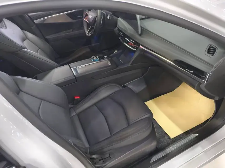 2023 CADILLAC CT6 thumbnail 4