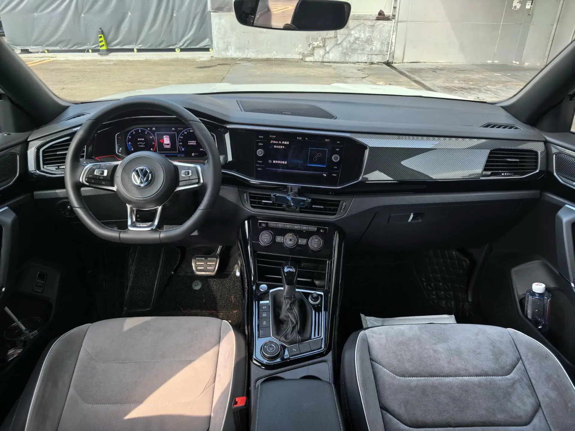 2019 VOLKSWAGEN TAYRON thumbnail 4