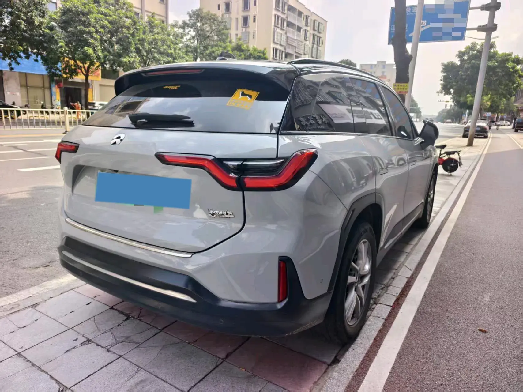 2020 NIO ES6 thumbnail 3