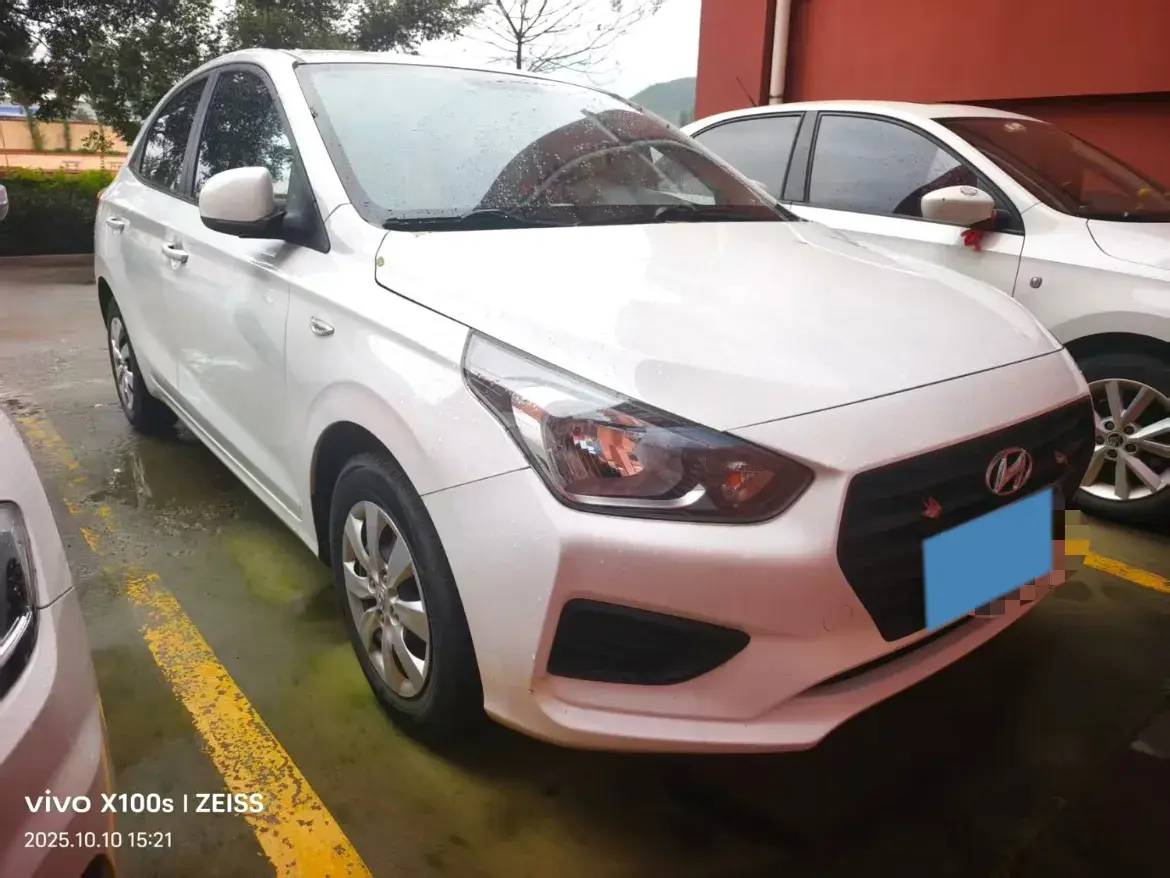 2020 HYUNDAI REINA thumbnail 2