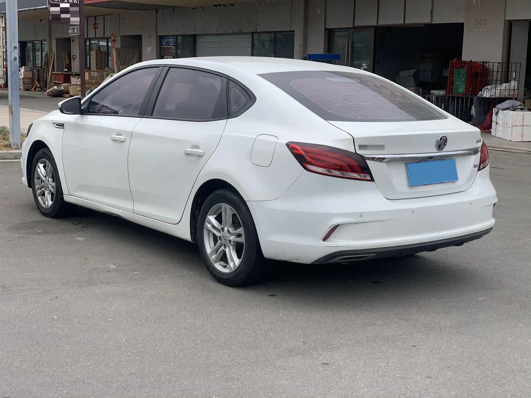 2017 MG MG6 thumbnail 4