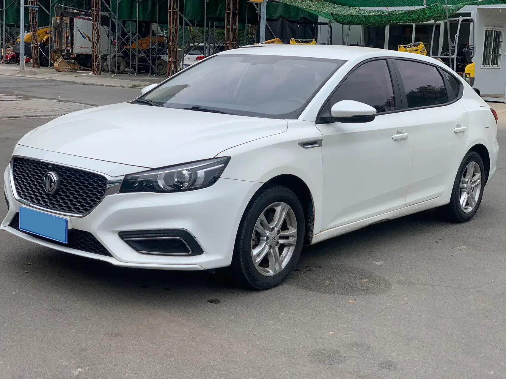 2017 MG MG6 view 1