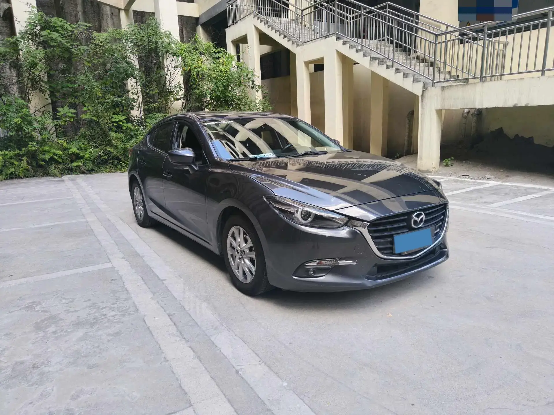 2017 MAZDA 3 thumbnail 3