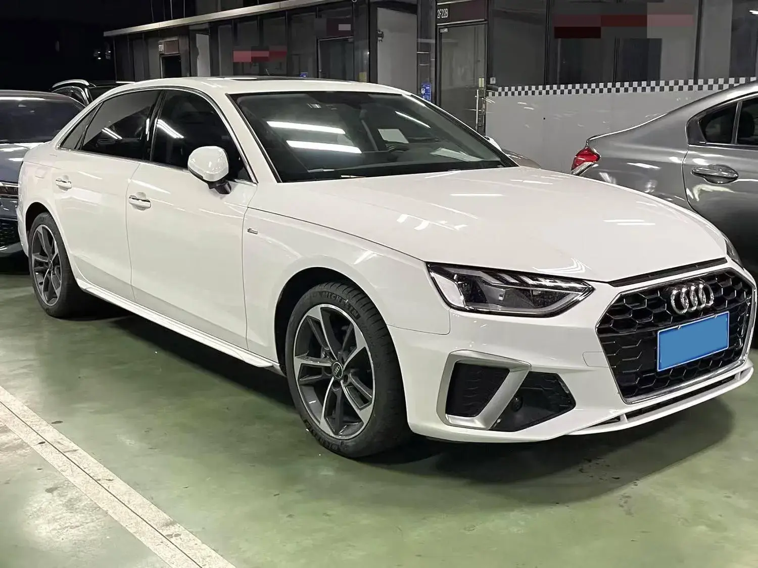 2022 AUDI A4L thumbnail 3