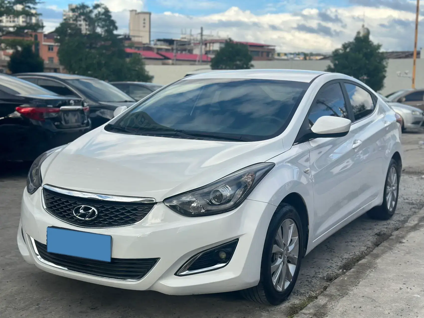 2016 HYUNDAI ELANTRA view 1