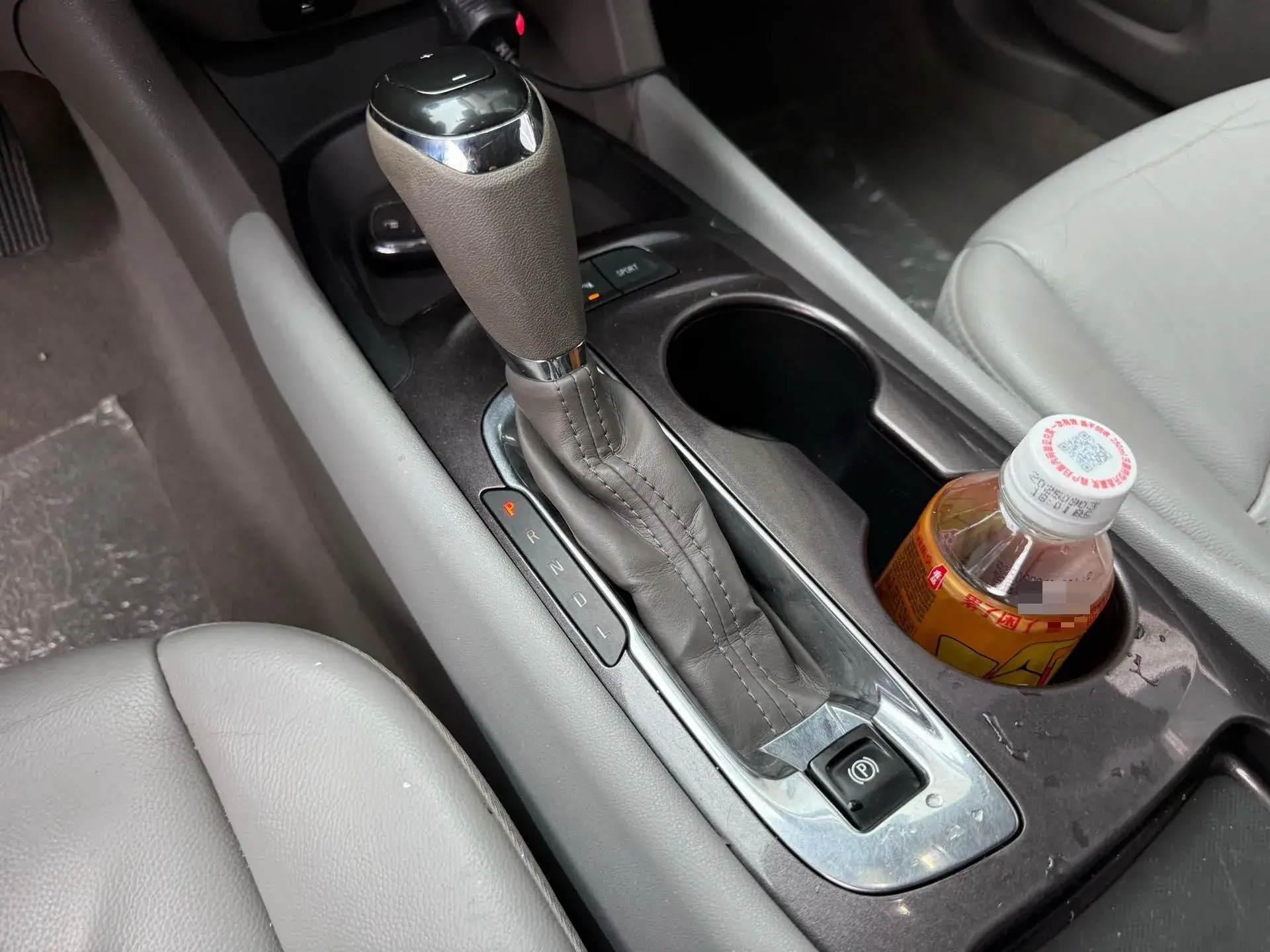 2018 CHEVROLET MALIBU thumbnail 4