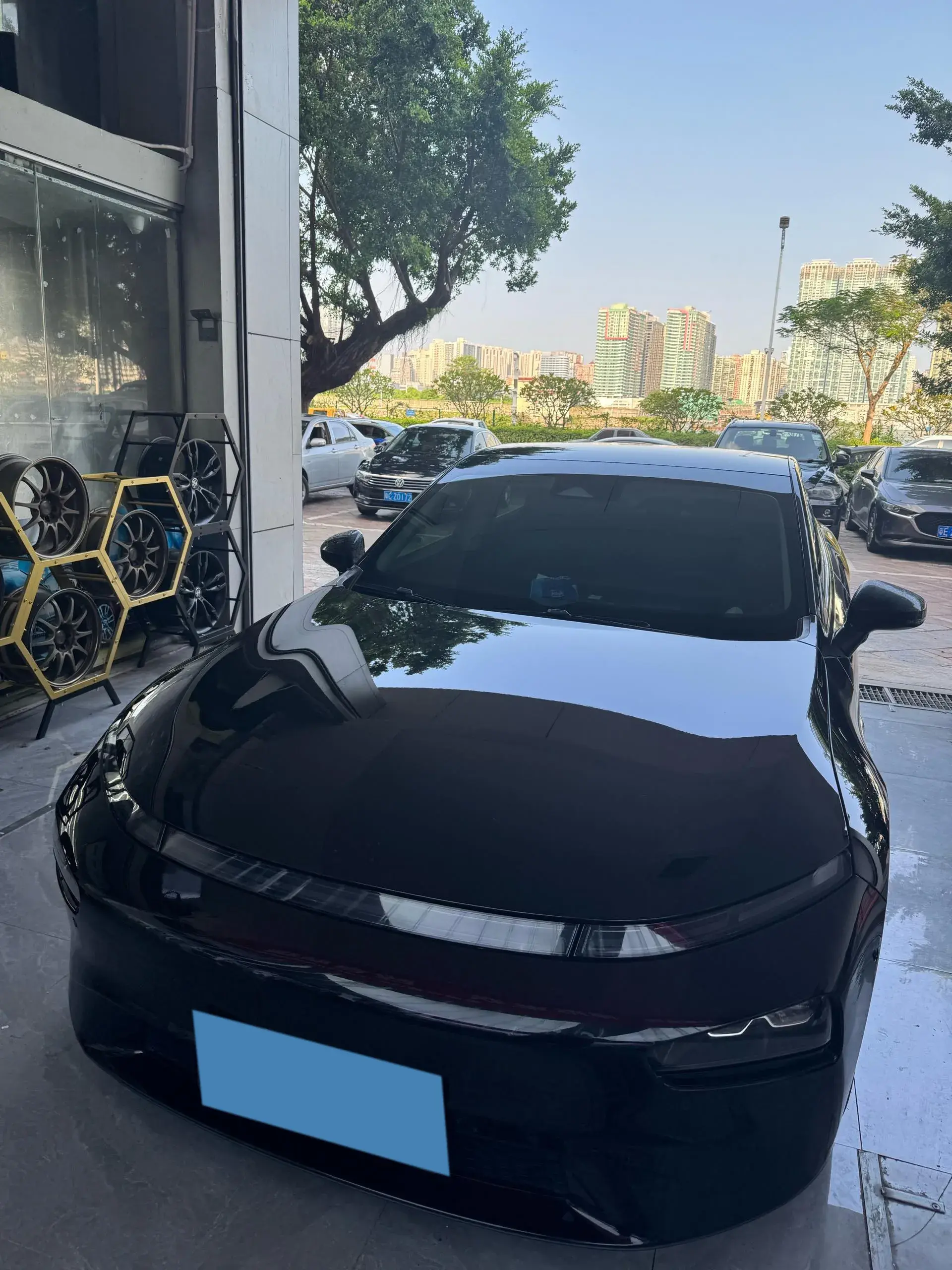 2022 XPENG P7 thumbnail 2