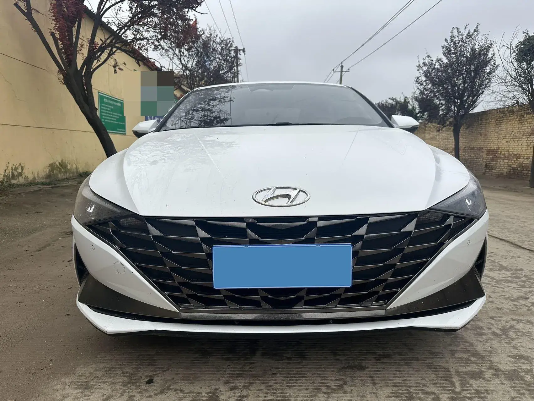 2022 HYUNDAI ELANTRA thumbnail 2