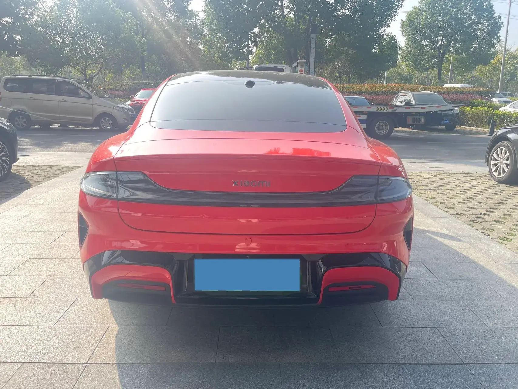 2024 MI SU7 thumbnail 3