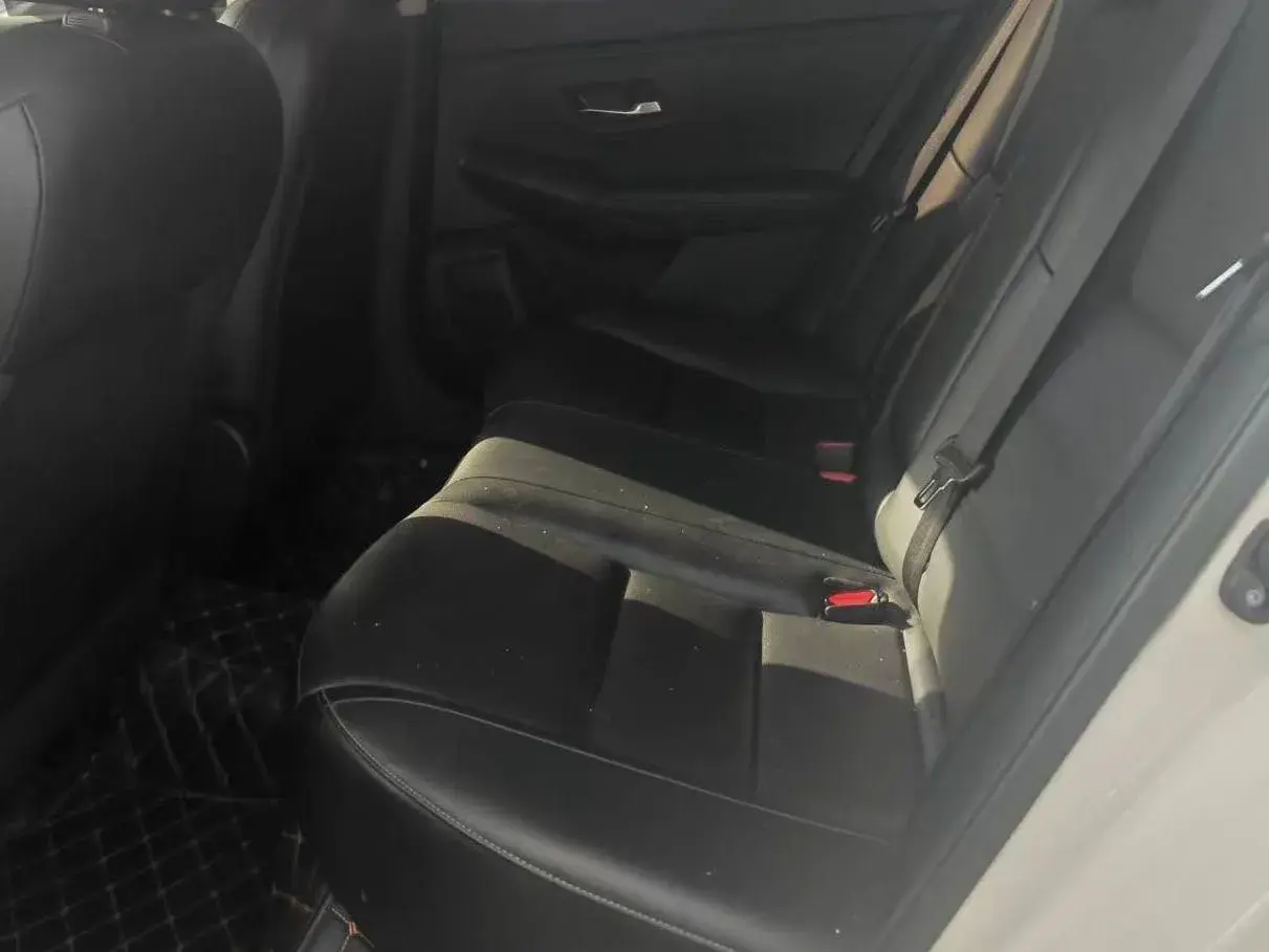 2022 NISSAN SYLPHY thumbnail 4