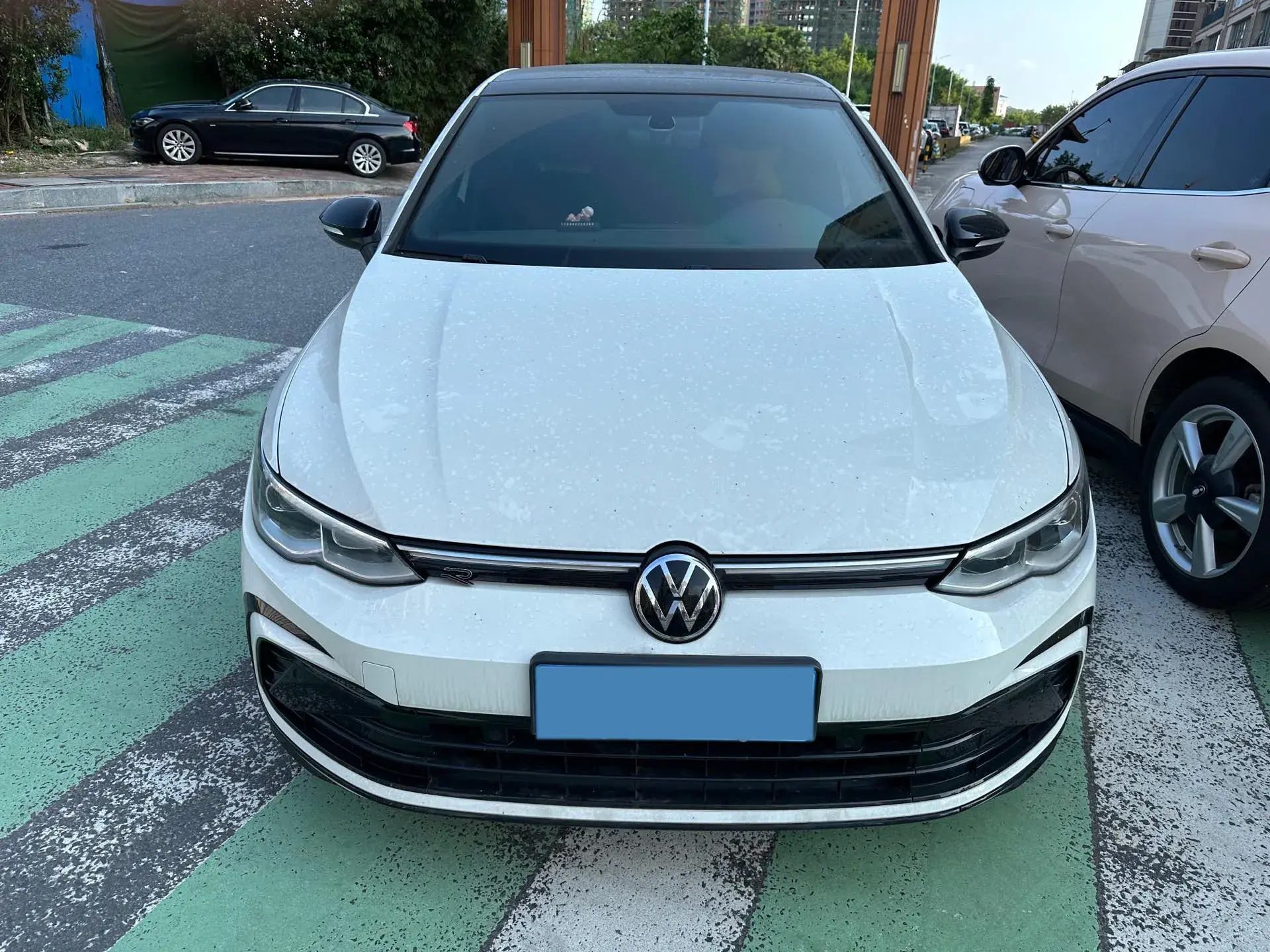 2023 VOLKSWAGEN GOLF thumbnail 2