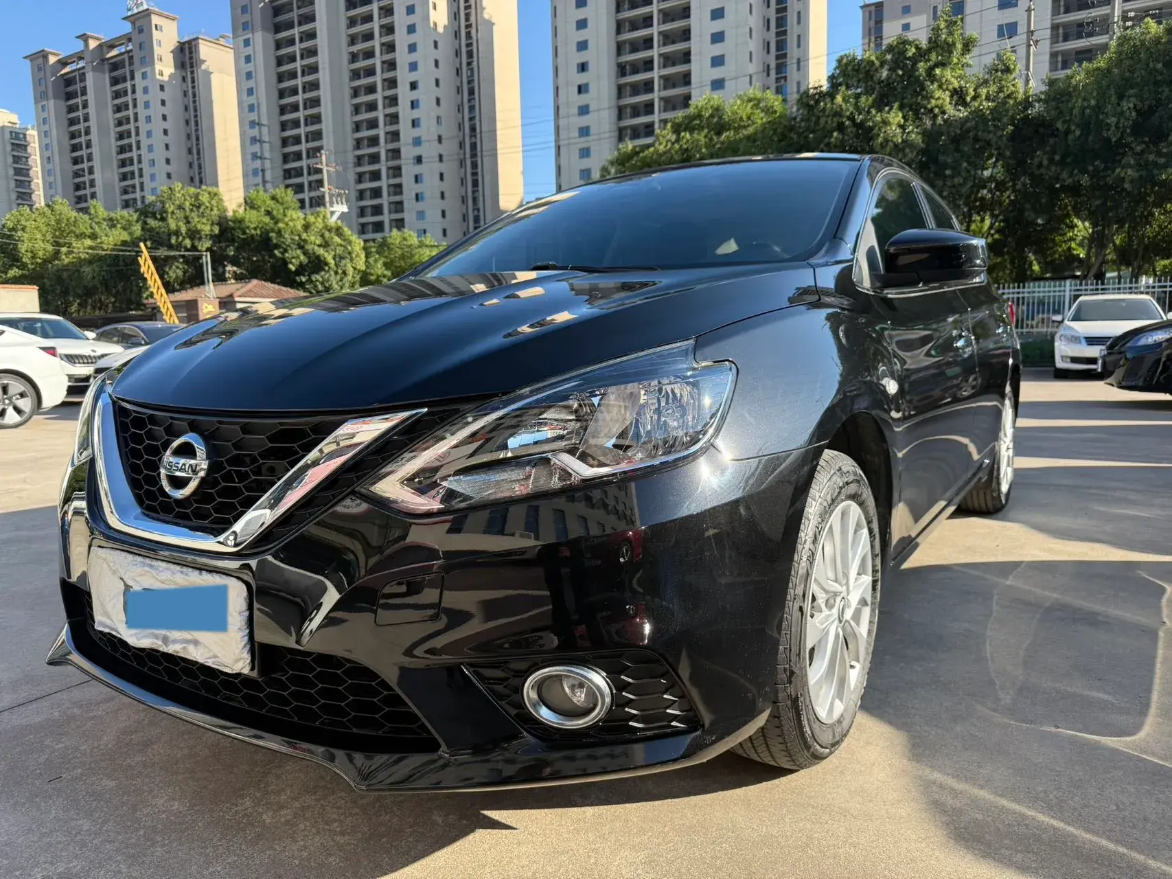 2022 NISSAN SYLPHY view 1