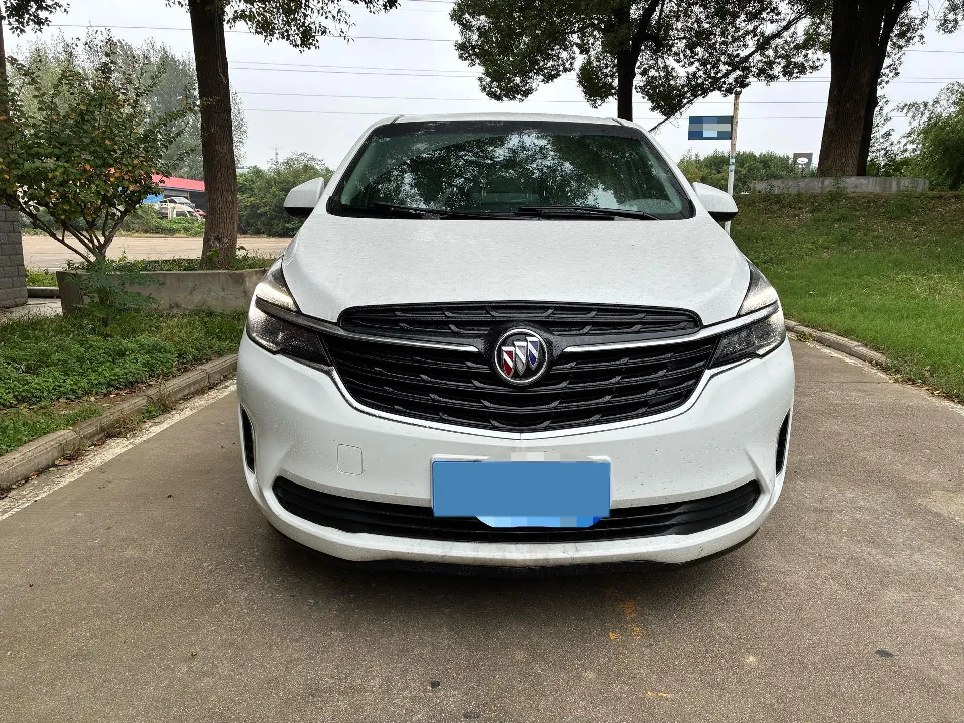 2022 BUICK GL8 thumbnail 2