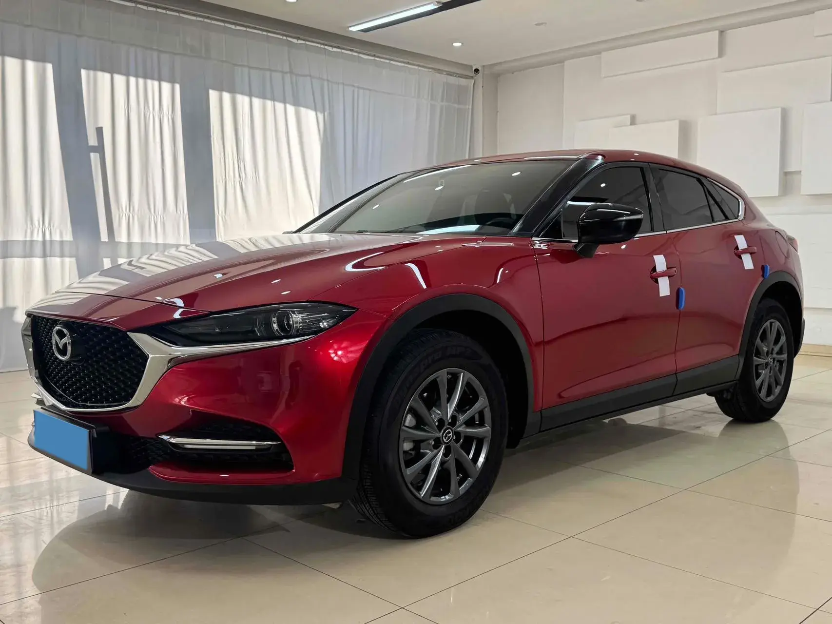 2021 MAZDA CX-4 view 1