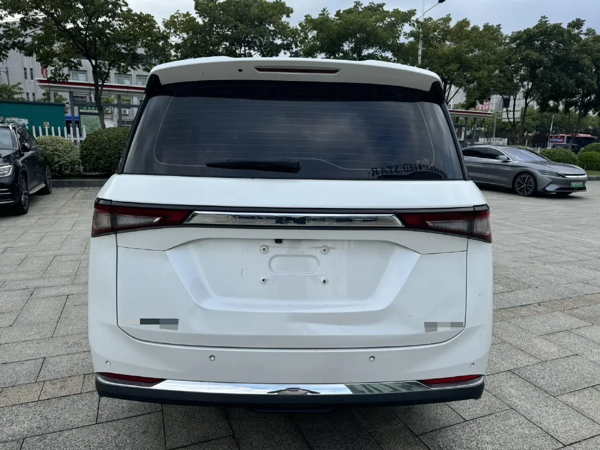 2022 WuLing JiaChen 1.5T 147HP L4 CVT,autocango,china used car exporter,china ev exporter,chinese used car exporter,chinese used ev exporter