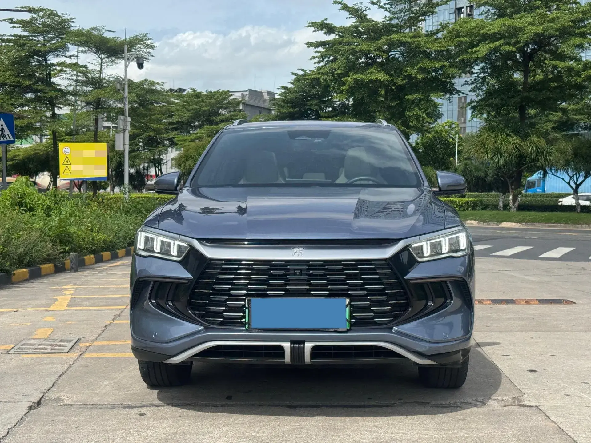 2023 BYD SONG thumbnail 2