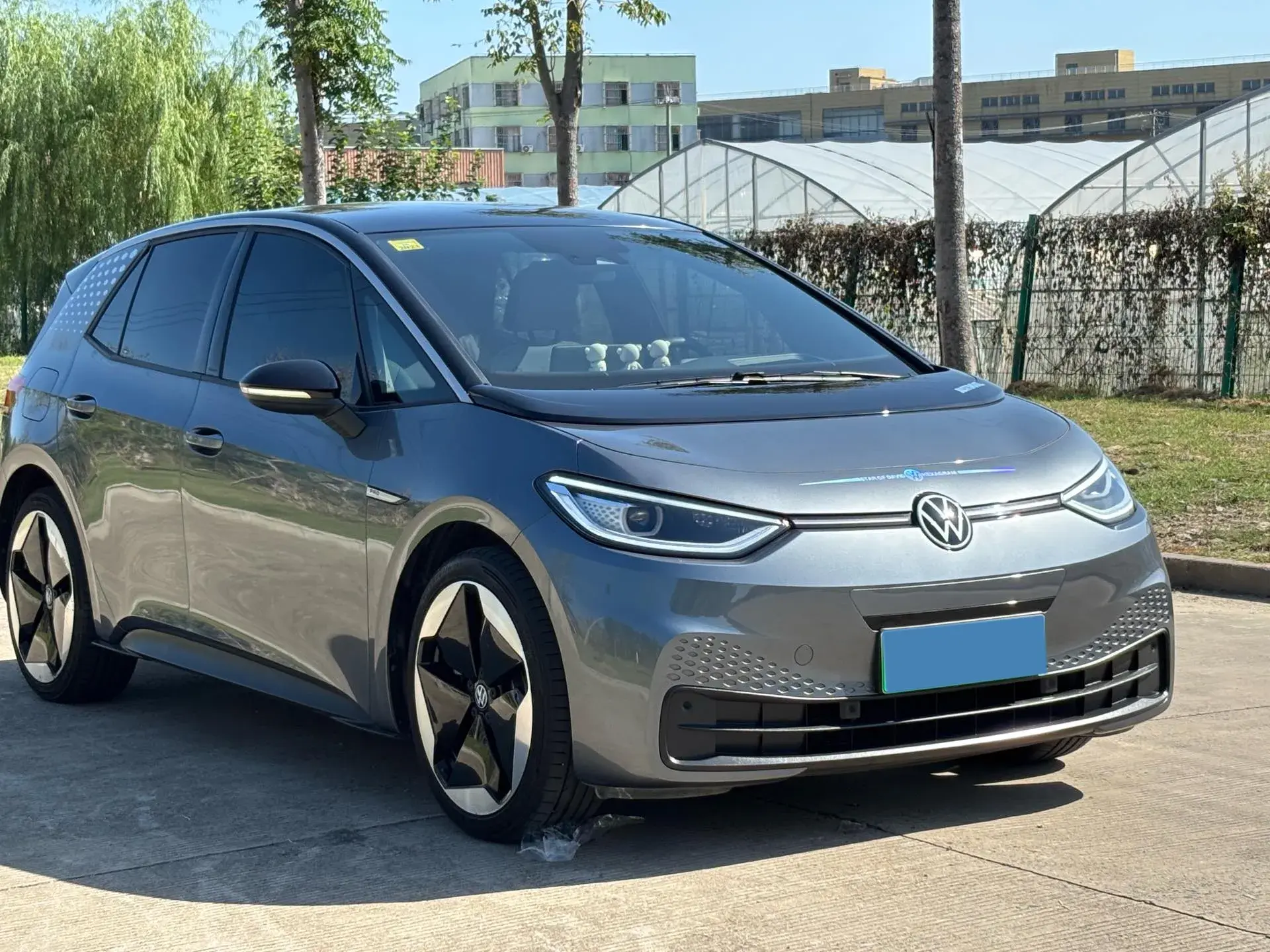 2021 VOLKSWAGEN ID.3 thumbnail 3