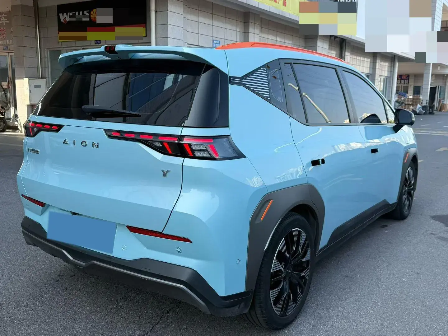 2022 AION Y thumbnail 4