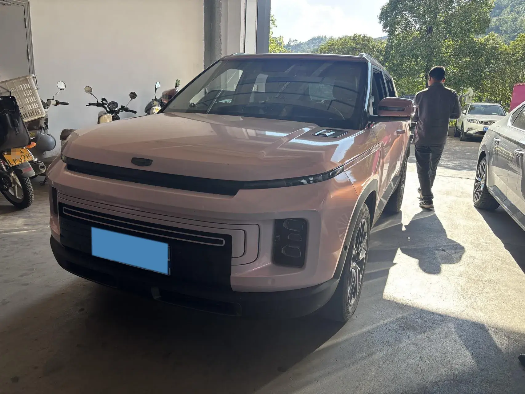 2020 GEELY ICON view 1