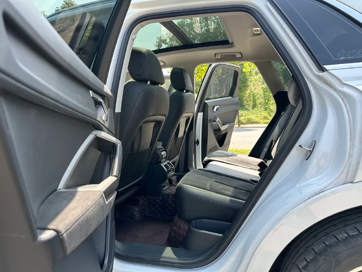 2021 Audi Q3 1.4T 150HP L4 7DCT,autocango,china used car exporter,china ev exporter,chinese used car exporter,chinese used ev exporter