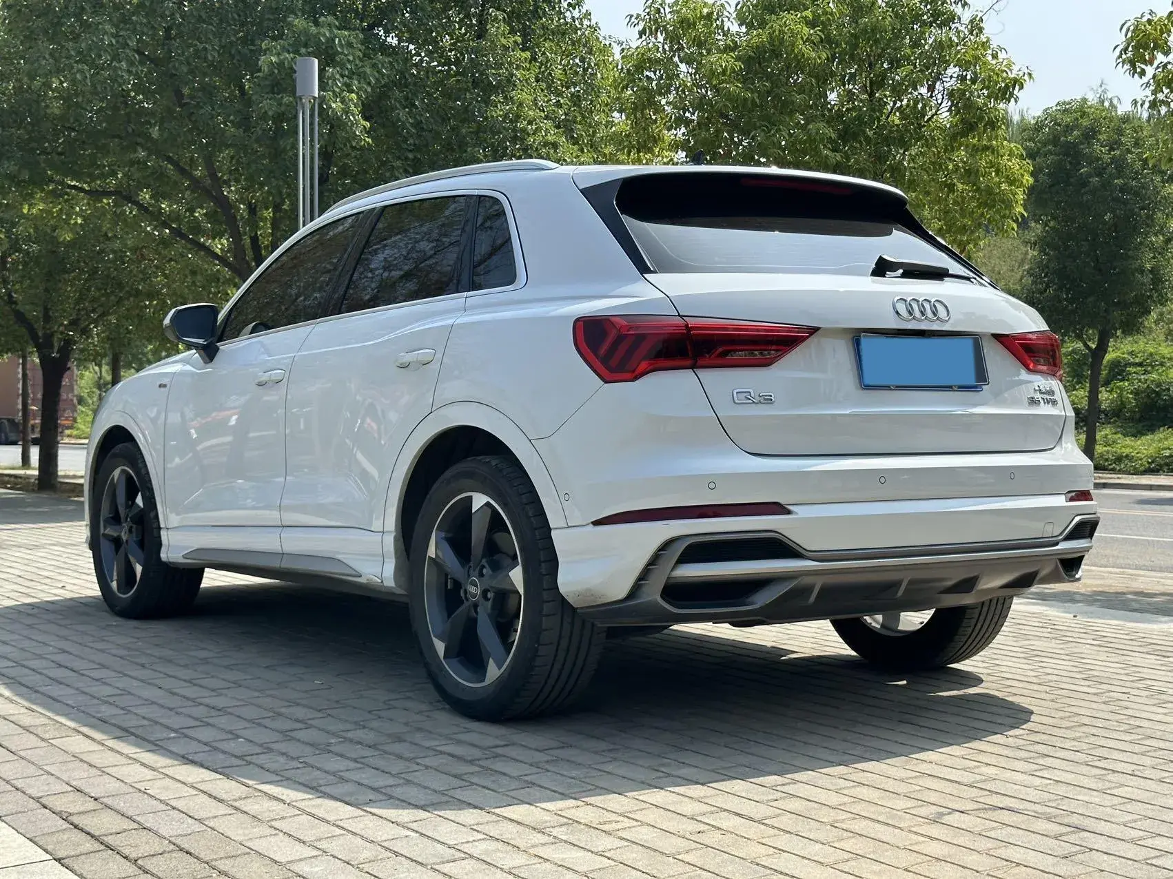2021 AUDI Q3 thumbnail 4
