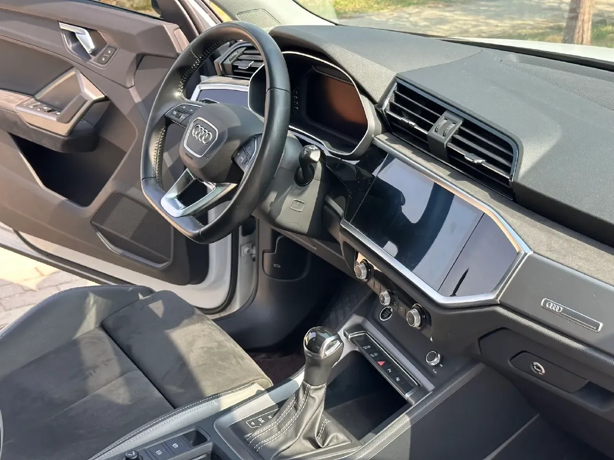 2021 Audi Q3 1.4T 150HP L4 7DCT,autocango,china used car exporter,china ev exporter,chinese used car exporter,chinese used ev exporter