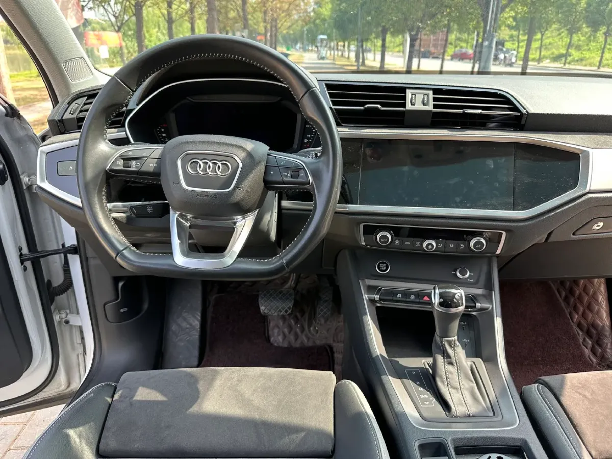2021 Audi Q3 1.4T 150HP L4 7DCT,autocango,china used car exporter,china ev exporter,chinese used car exporter,chinese used ev exporter