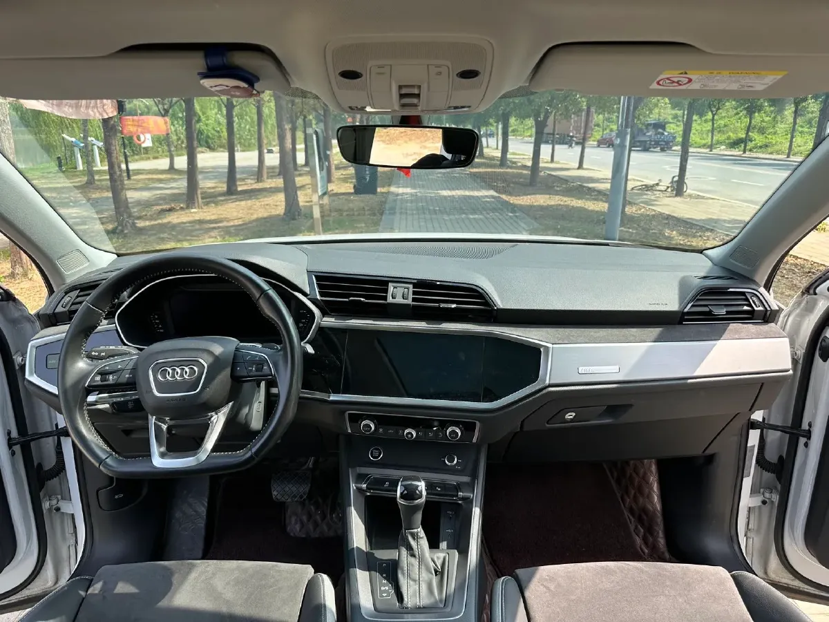 2021 Audi Q3 1.4T 150HP L4 7DCT,autocango,china used car exporter,china ev exporter,chinese used car exporter,chinese used ev exporter