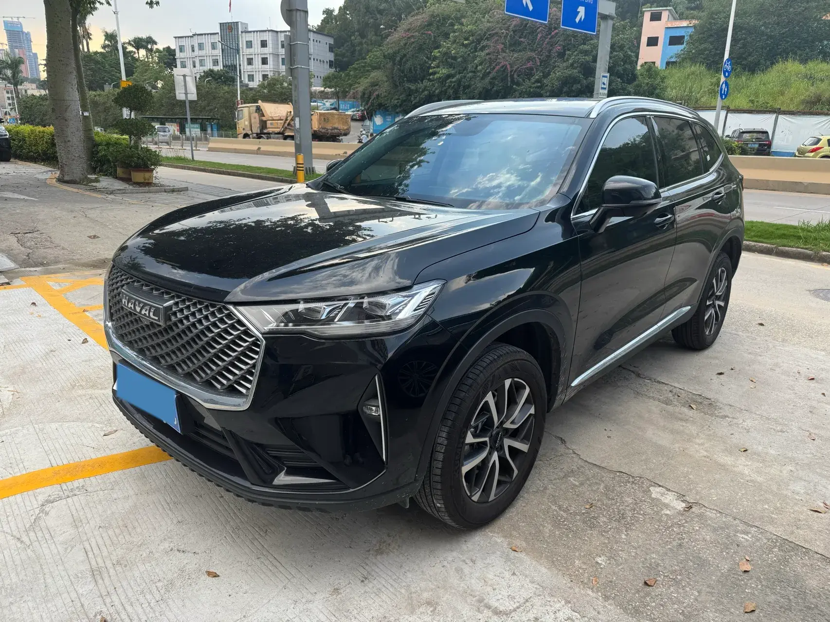 2024 HAVAL H6 view 1