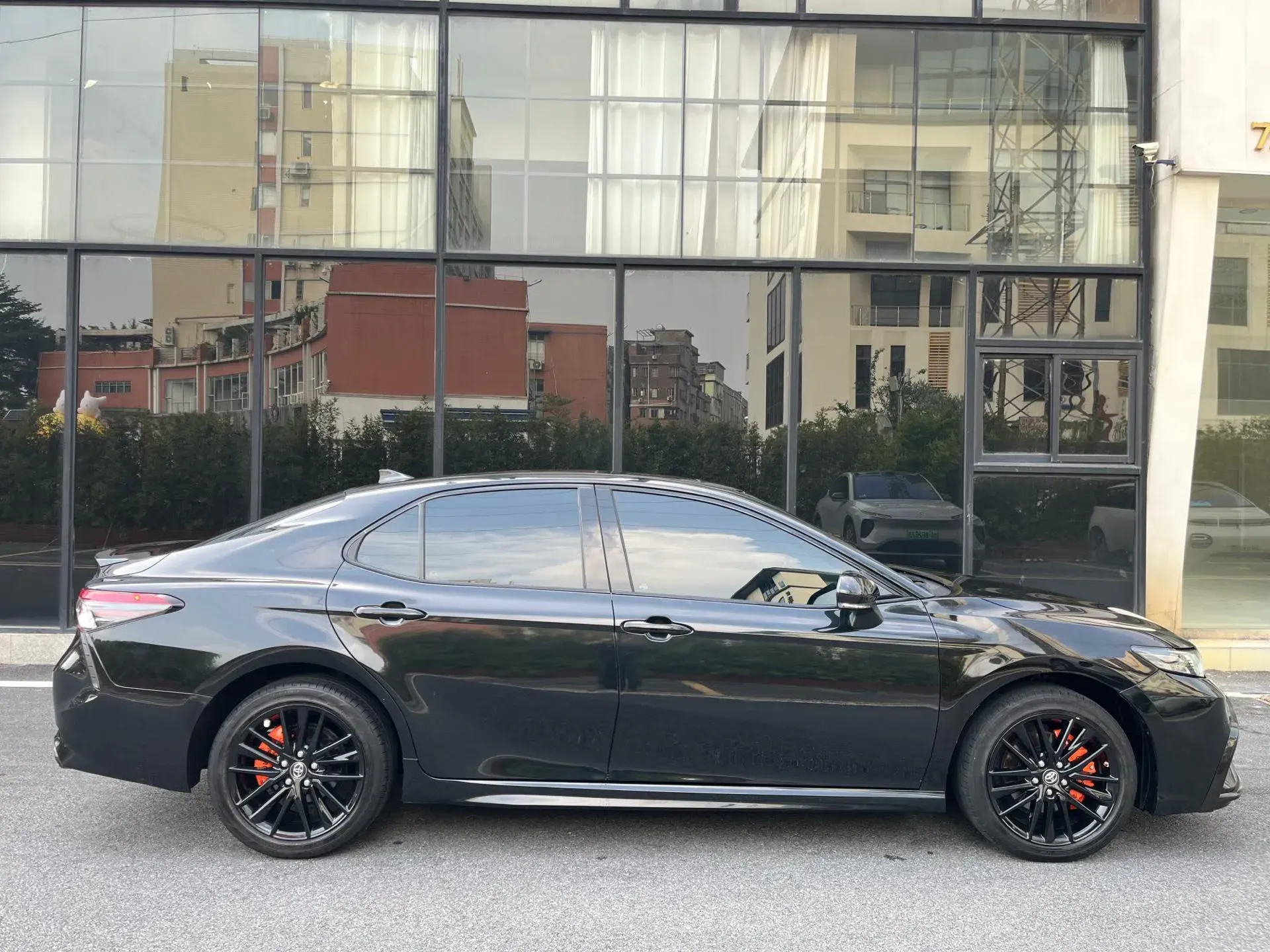 2022 TOYOTA CAMRY thumbnail 4