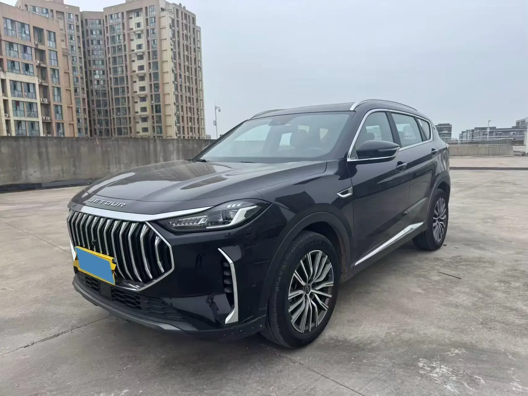 2023 JETOUR X70 view 1