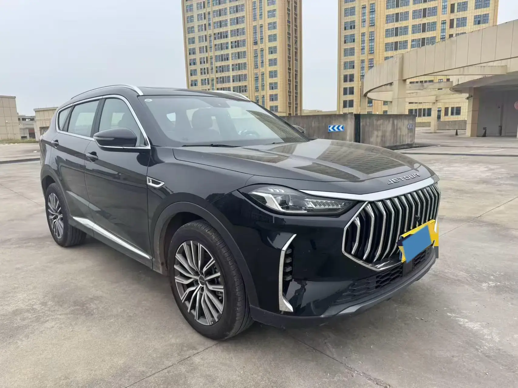 2023 JETOUR X70 thumbnail 3