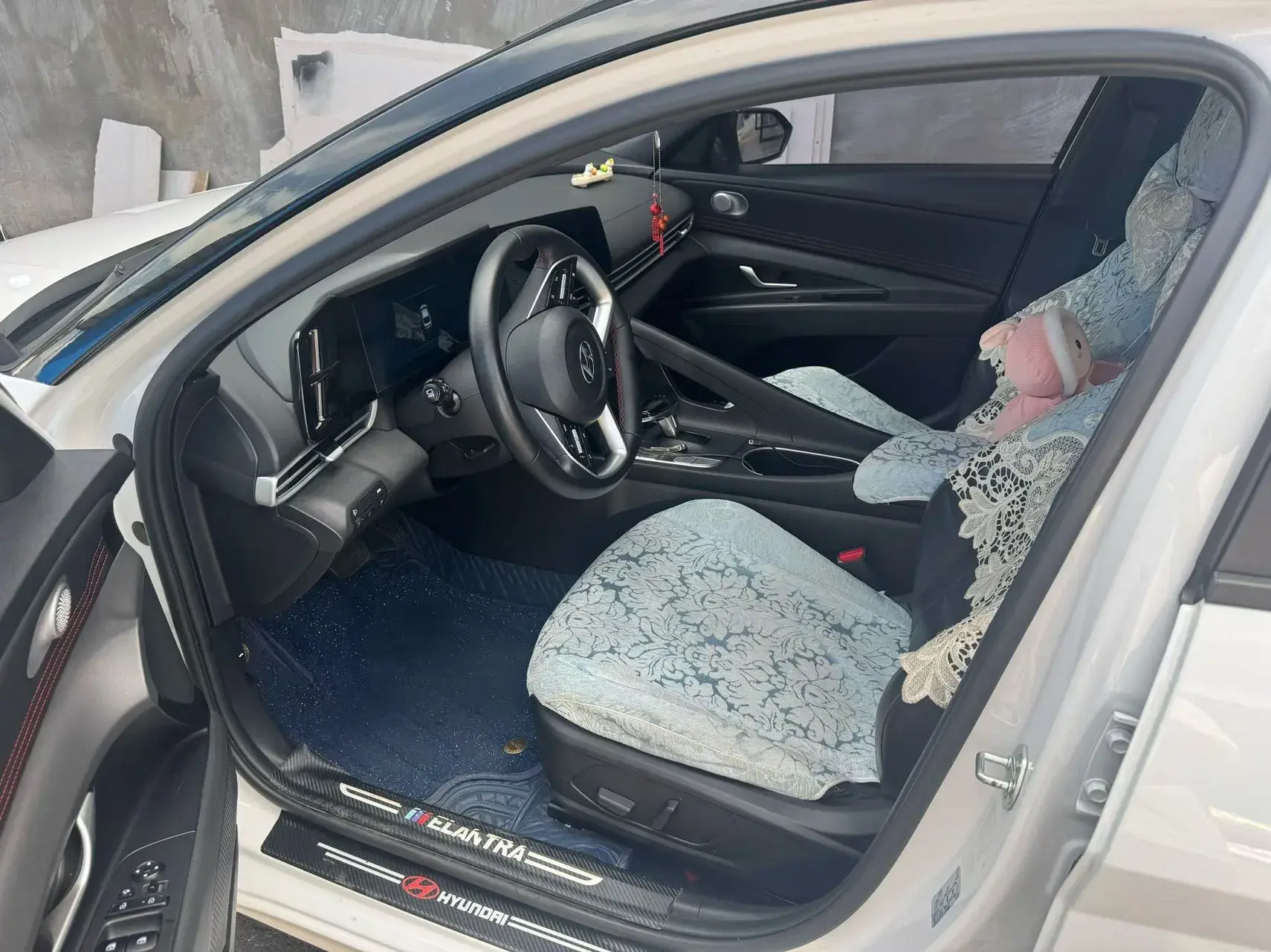 2022 HYUNDAI ELANTRA thumbnail 4