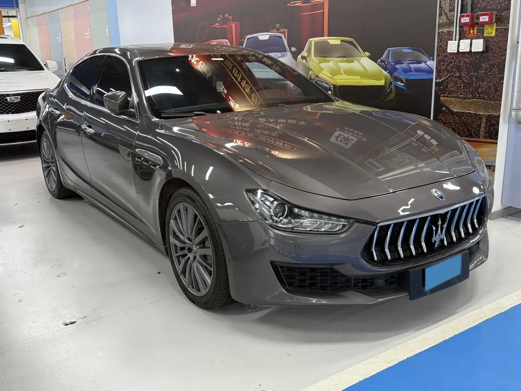 2019 MASERATI GHIBLI thumbnail 3