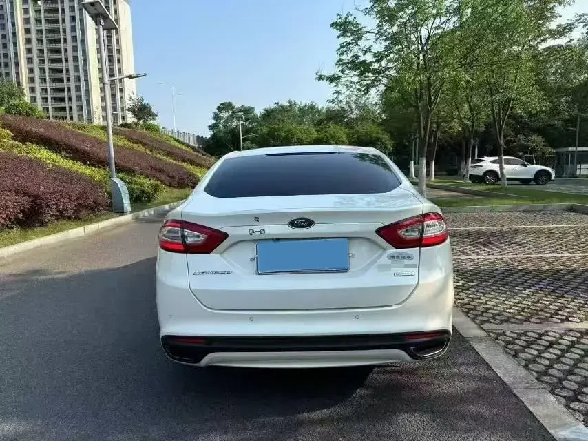 2019 BAOJUN 510 thumbnail 4