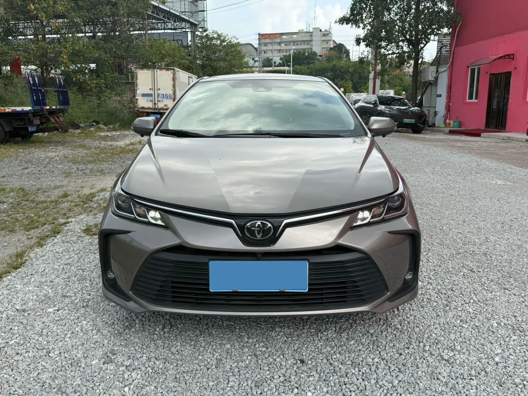 2019 TOYOTA COROLLA thumbnail 2
