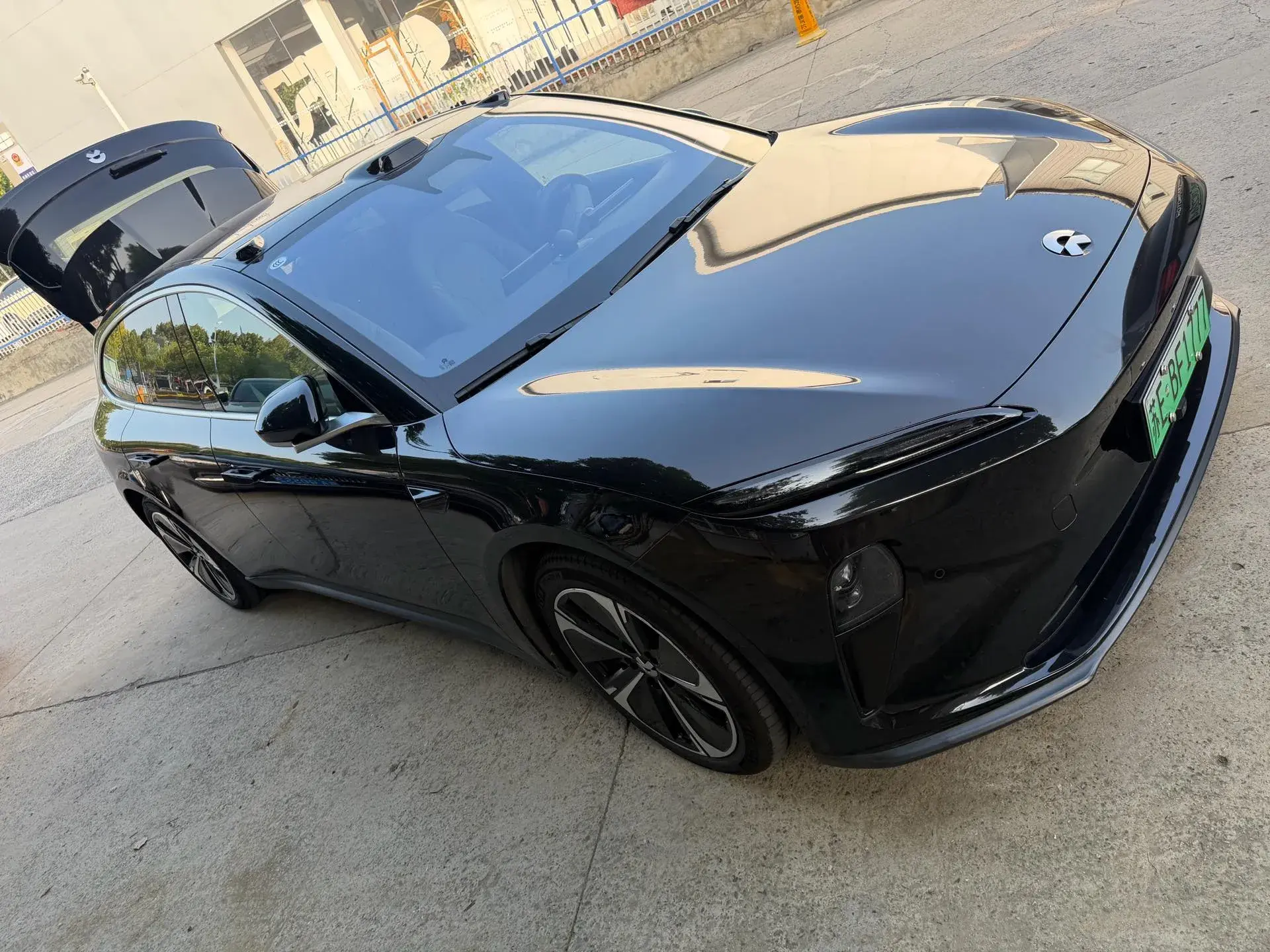 2024 NIO ET5T thumbnail 3