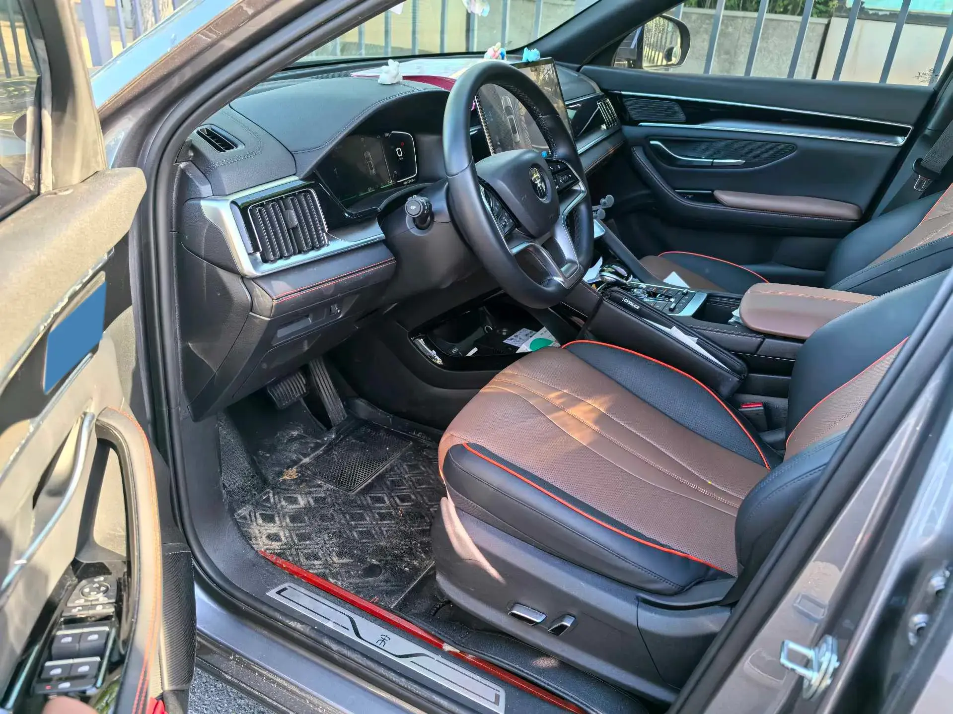 2022 BYD SONG thumbnail 3