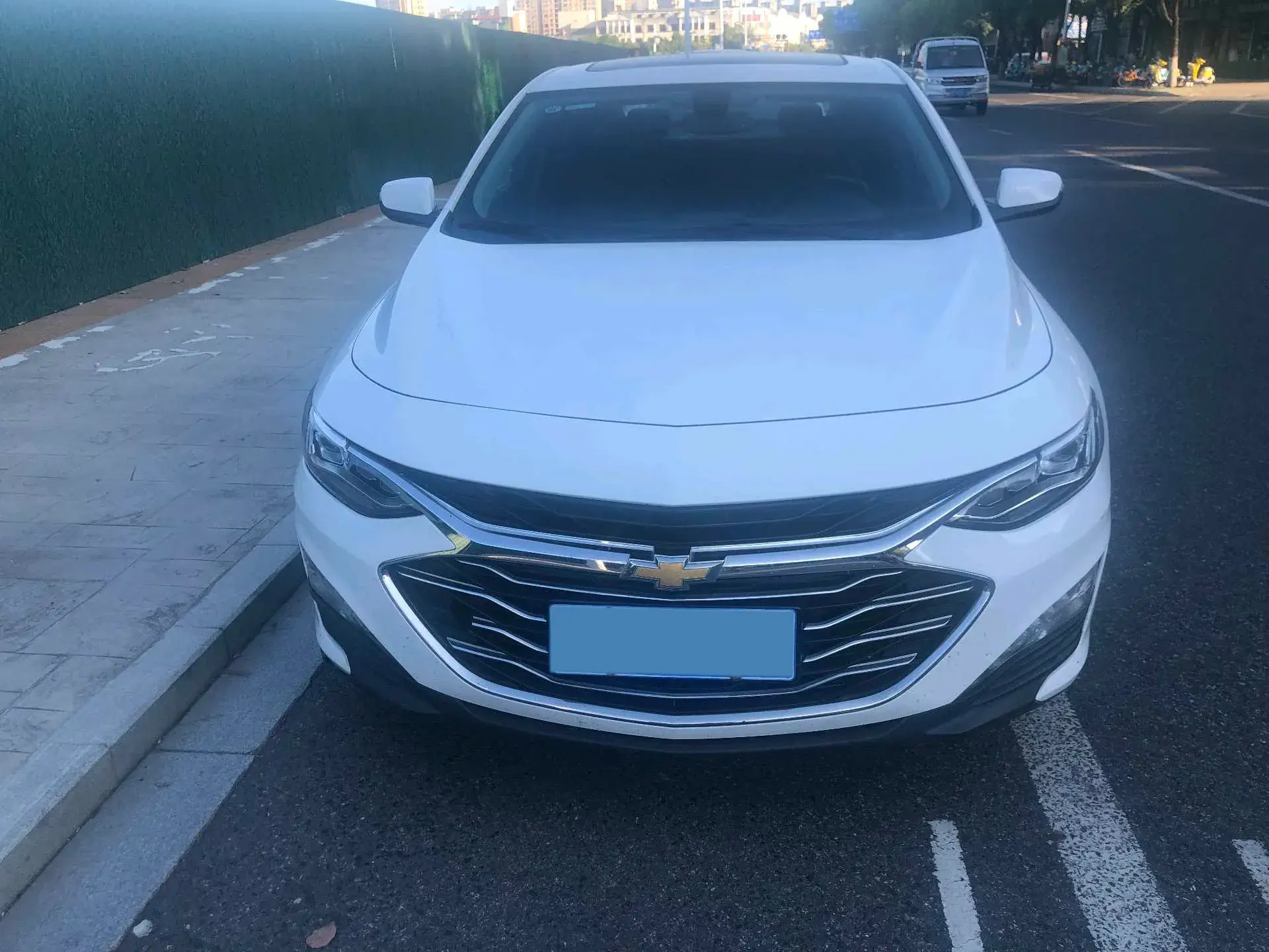 2022 CHEVROLET MALIBU thumbnail 2
