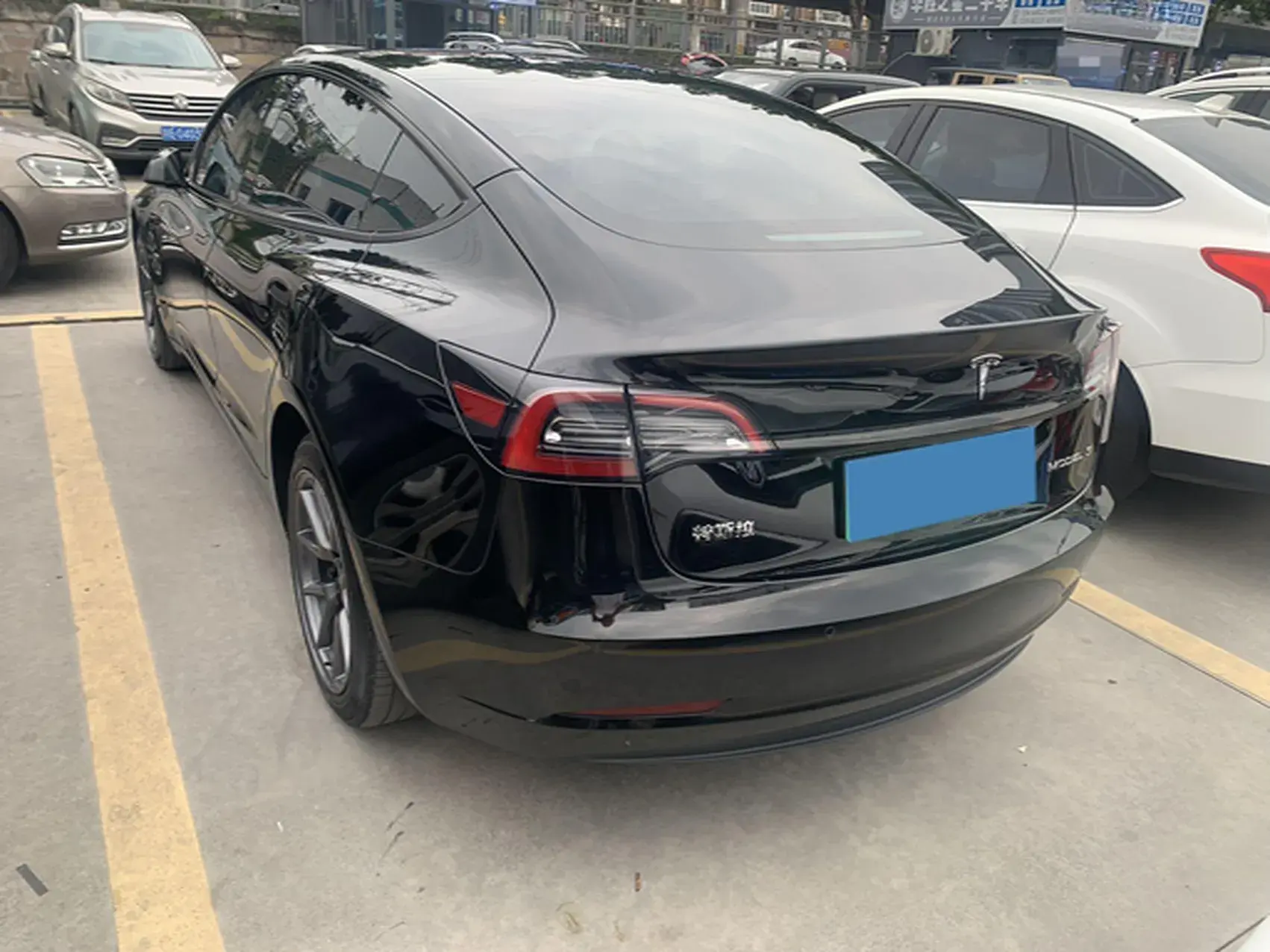 2022 TESLA MODEL thumbnail 3