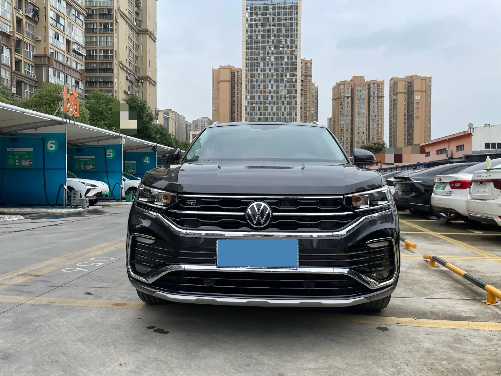 2020 VOLKSWAGEN TAYRON thumbnail 2