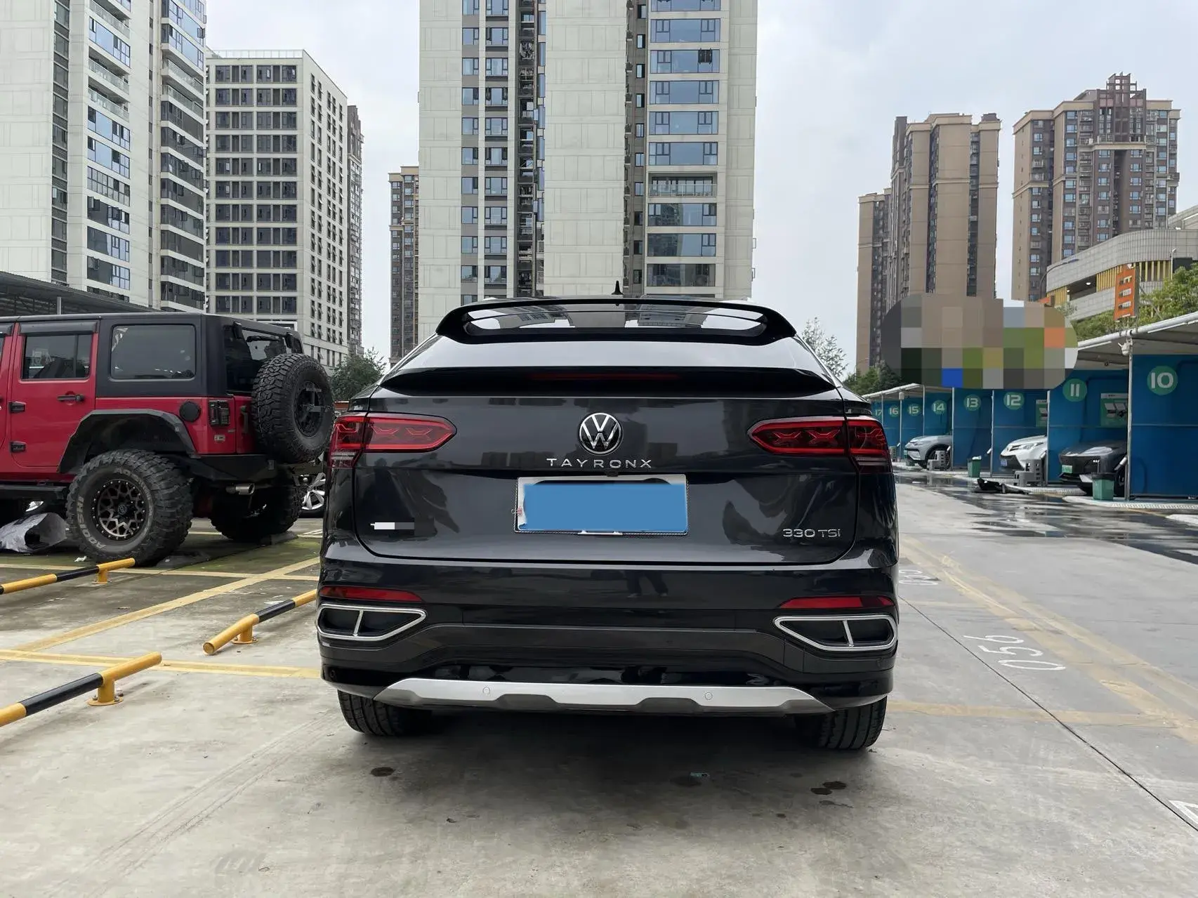 2020 VOLKSWAGEN TAYRON thumbnail 4