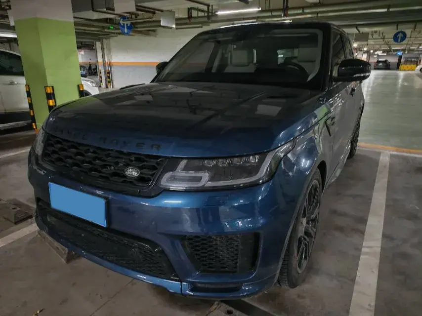 2022 LAND ROVER view 1