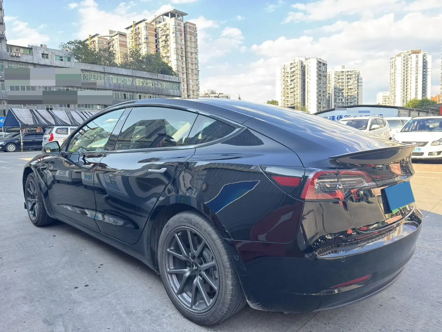 2019 TESLA MODEL thumbnail 4