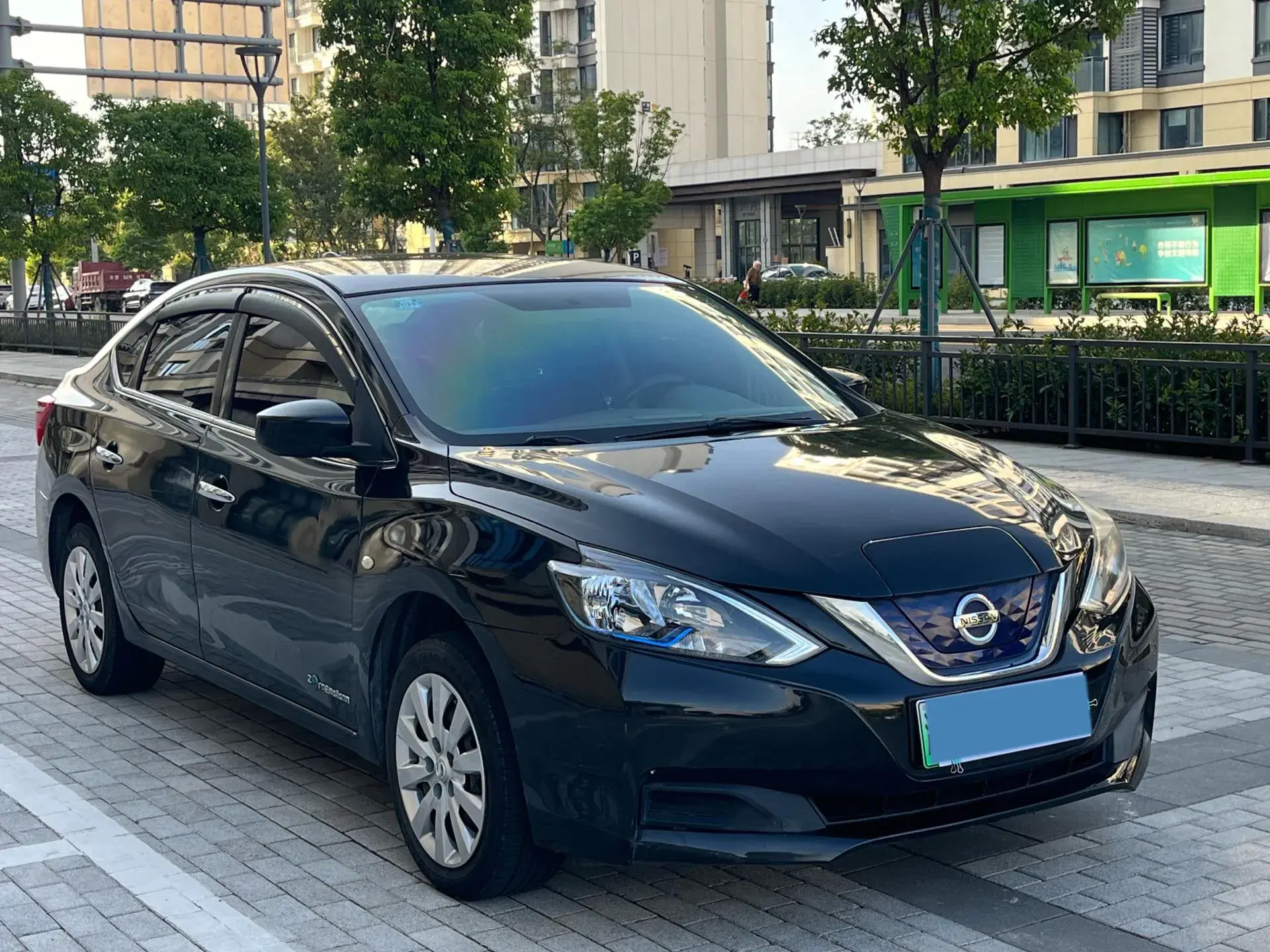 2018 NISSAN SYLPHY thumbnail 3