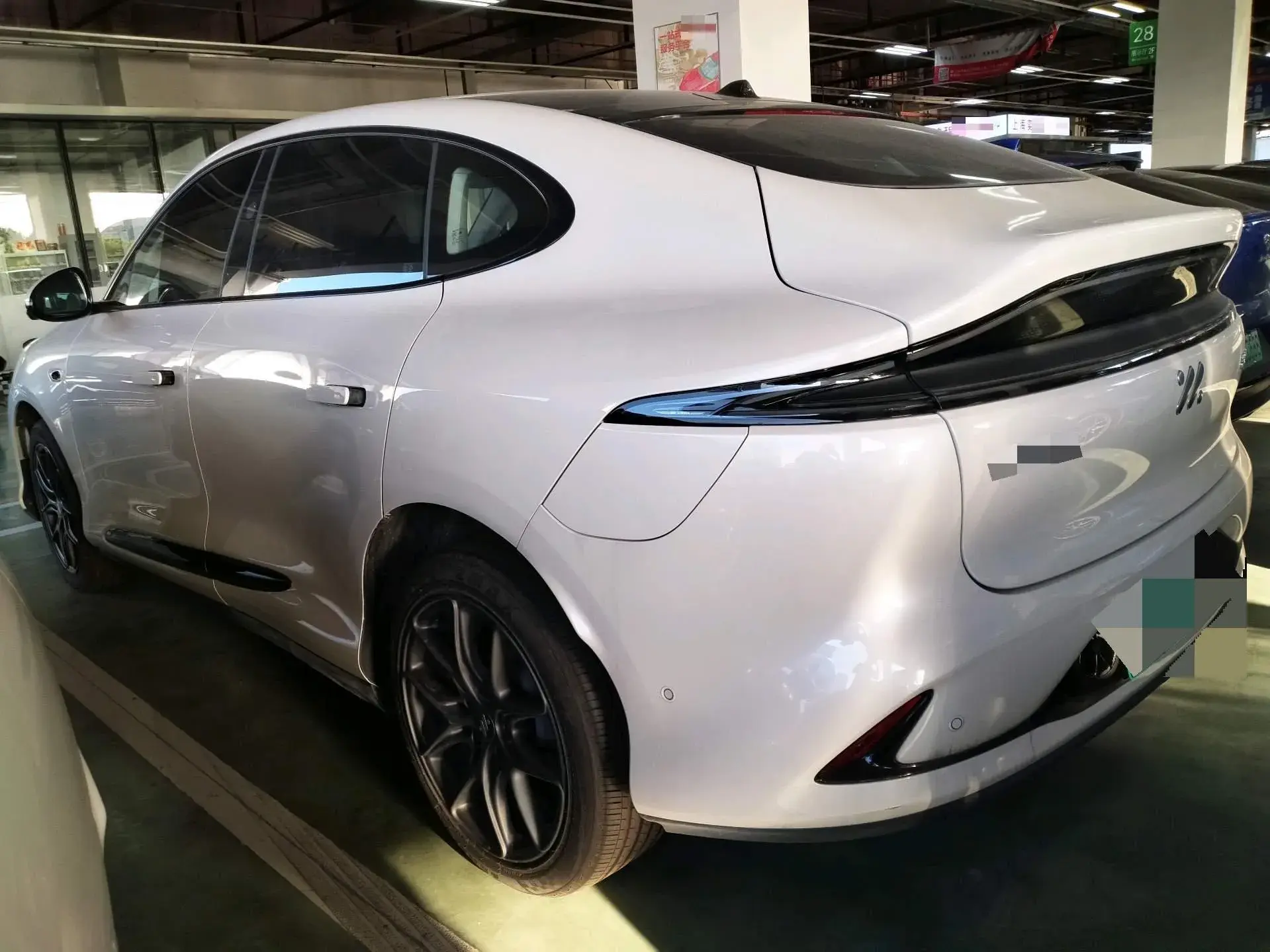 2023 IM LS6 thumbnail 4