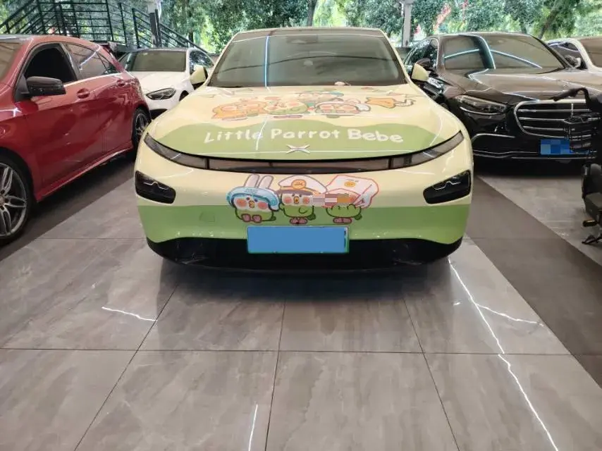 2020 XPENG P7 thumbnail 2