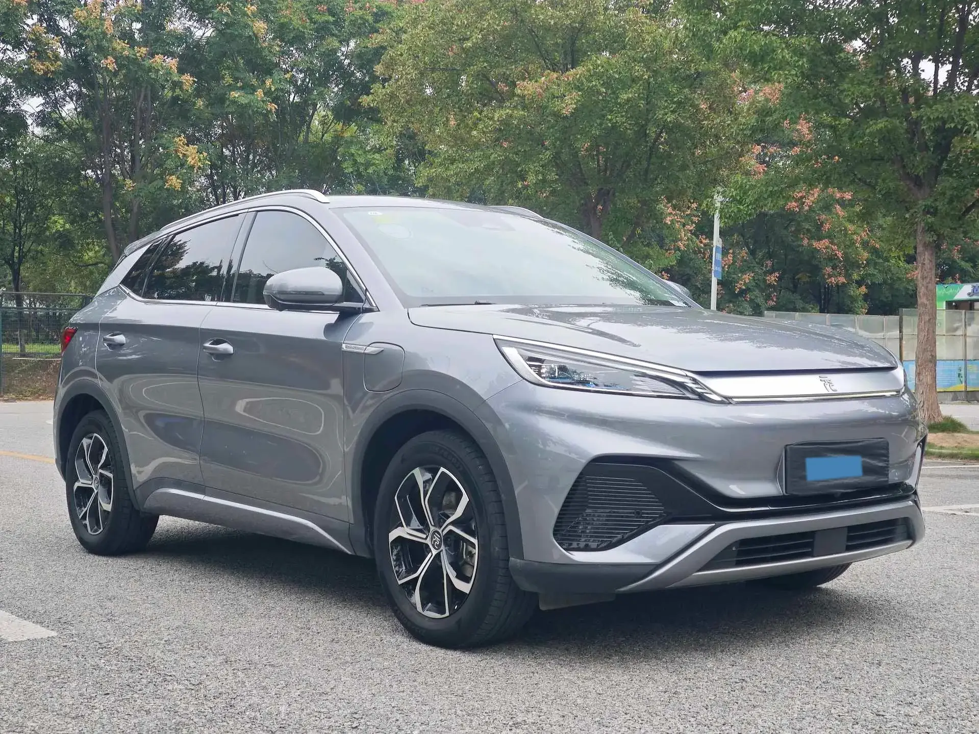 2024 BYD YUAN thumbnail 3