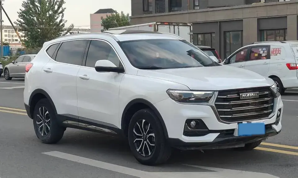 2021 HAVAL H6 thumbnail 3